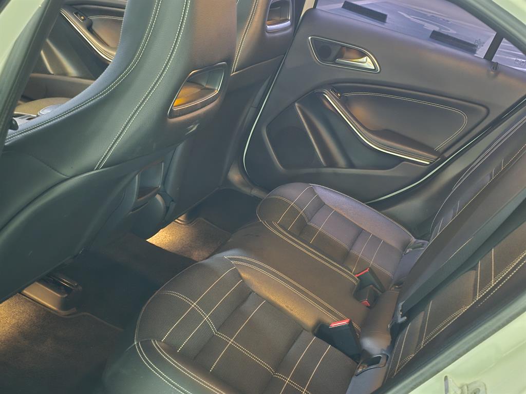 Mercedes Benz A Class 2015 Blanco - Importación desde Corea - HF Imports Iquique - Foto 16