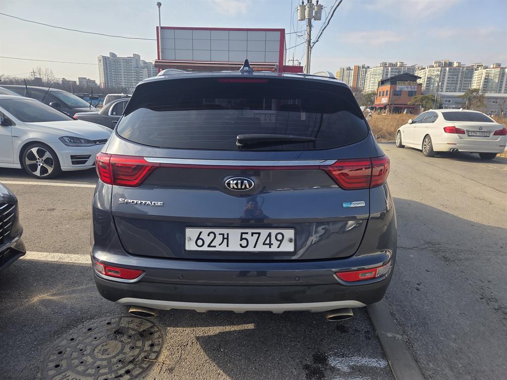 KIA Sportage - Vista 4