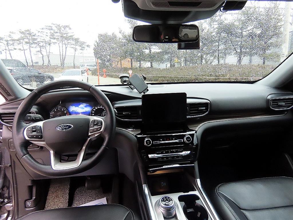 Ford Explorer - Vista 7