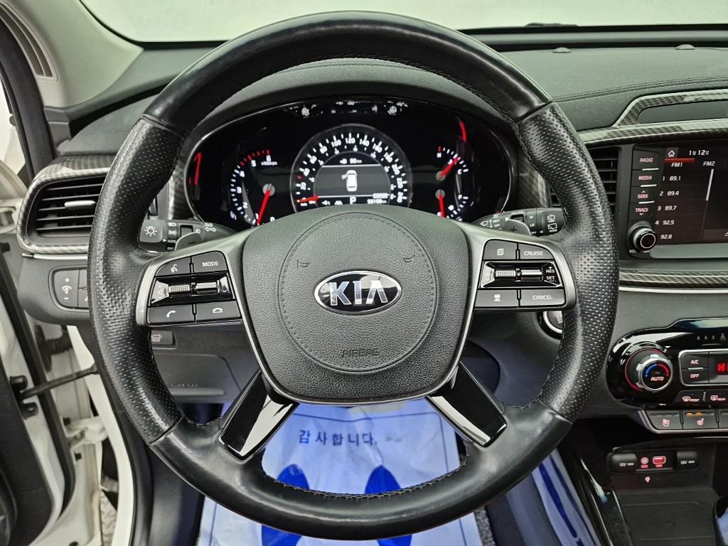 KIA Sorento - Vista 9