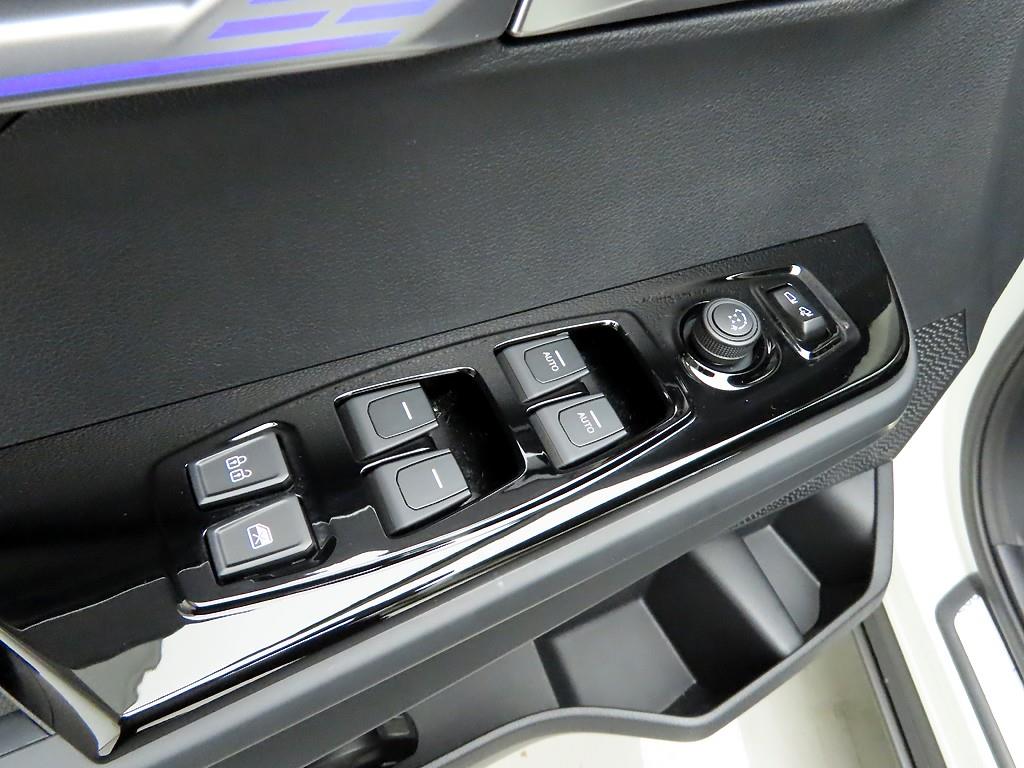 Ssangyong Torres - Vista 11