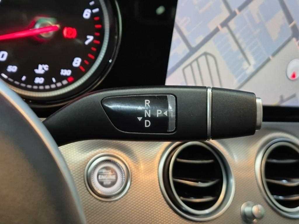 Mercedes Benz E class - Vista 8