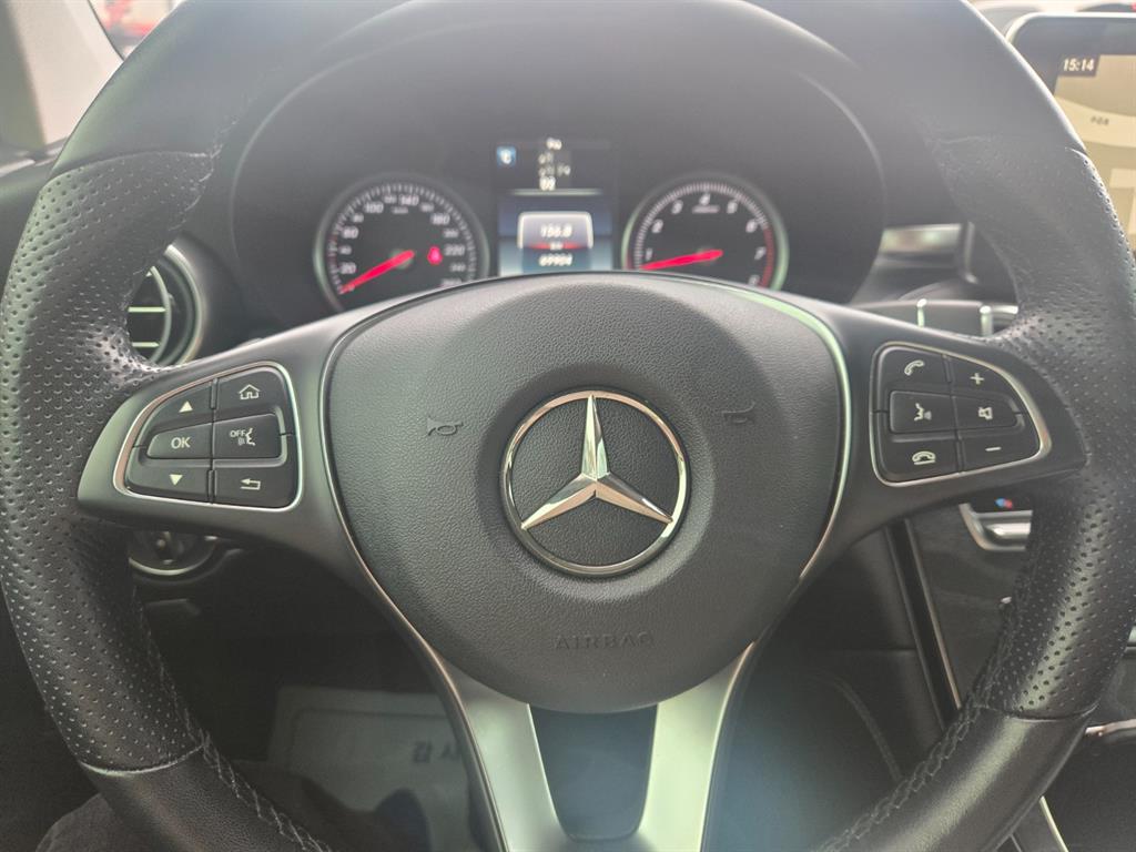 Mercedes Benz GLC Class - Vista 12