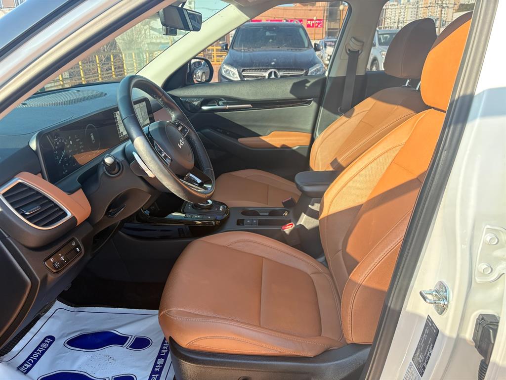 KIA Seltos - Vista 10