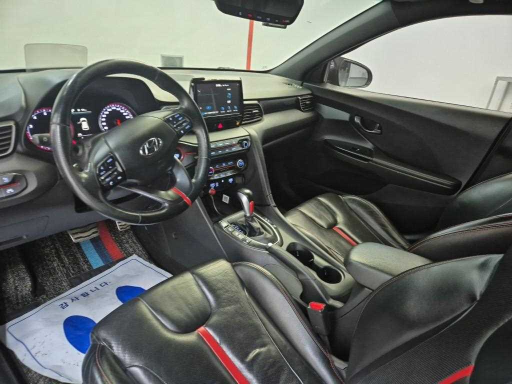 HYUNDAI Veloster - Vista 7