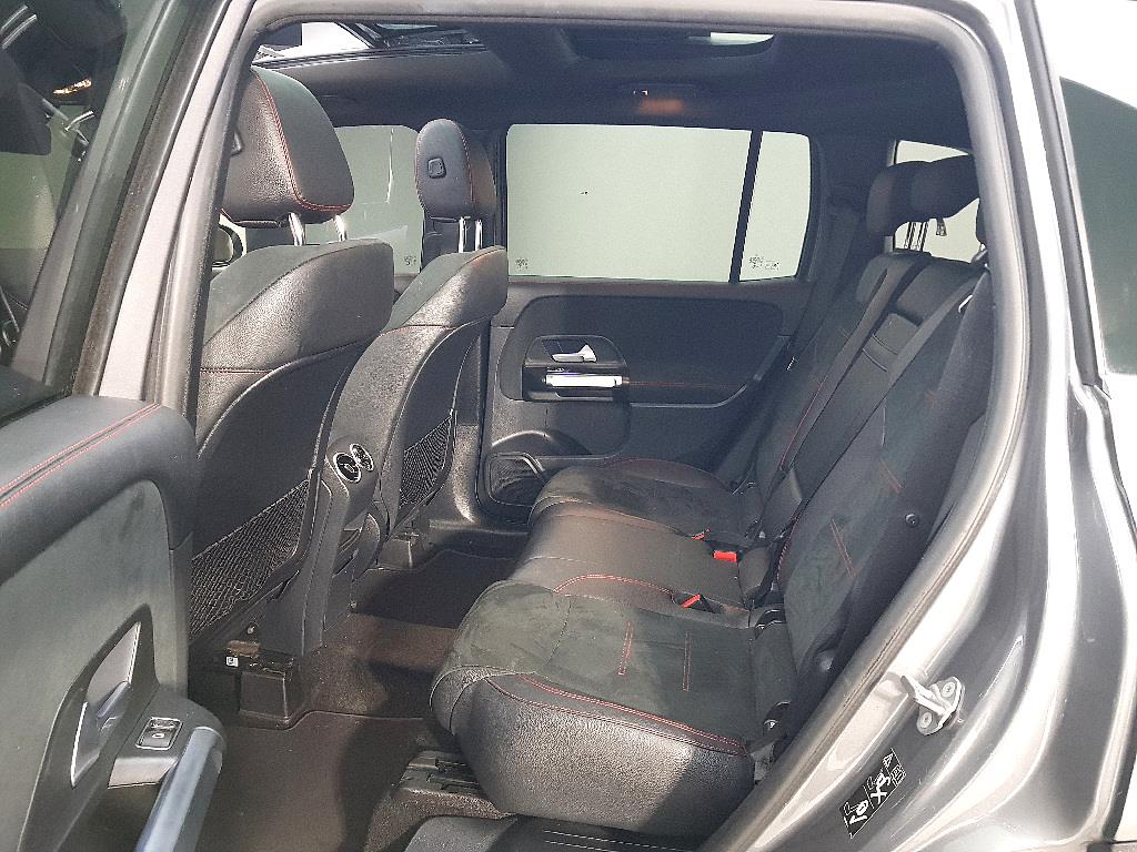 Mercedes Benz GLB Class - Vista 9