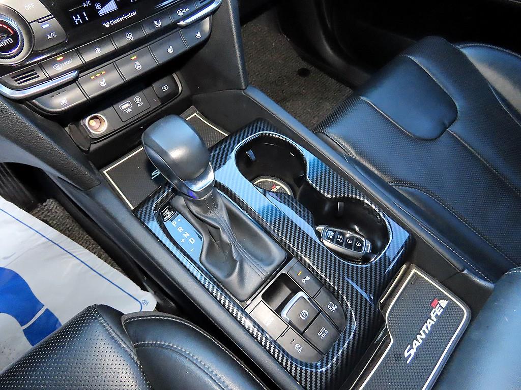 HYUNDAI Santa Fe - Vista 10