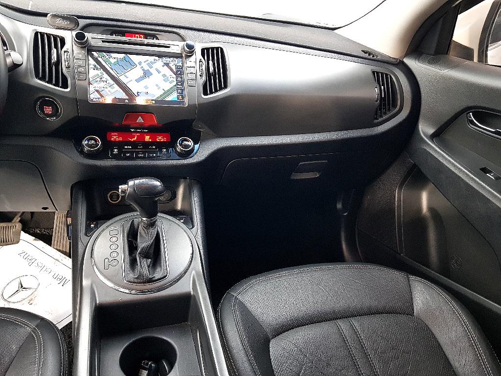 KIA Sportage - Vista 10