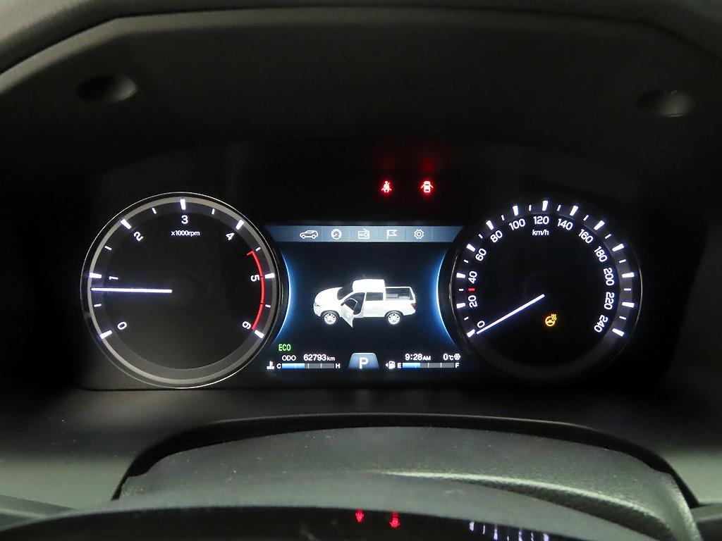 Ssangyong Rexton - Vista 6