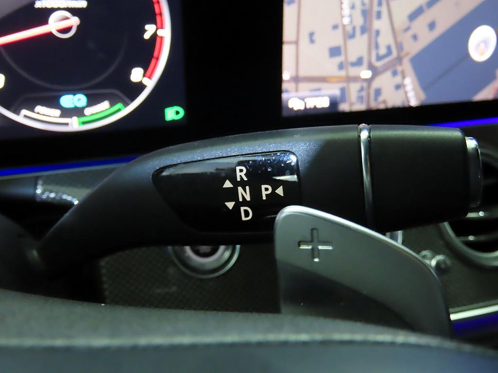 Mercedes Benz E class - Vista 12