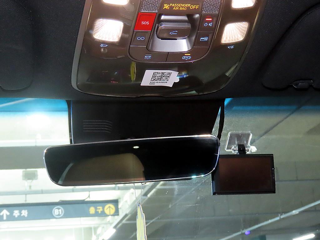 Genesis GV70 2022 Blanco - Importación desde Corea - HF Imports Iquique - Foto 15