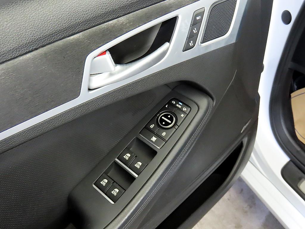 HYUNDAI Genesis 2015 Blanco - Importación desde Corea - HF Imports Iquique - Foto 13