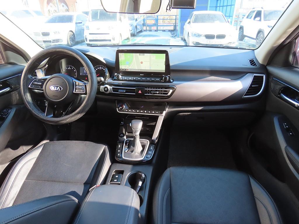 KIA Seltos - Vista 5