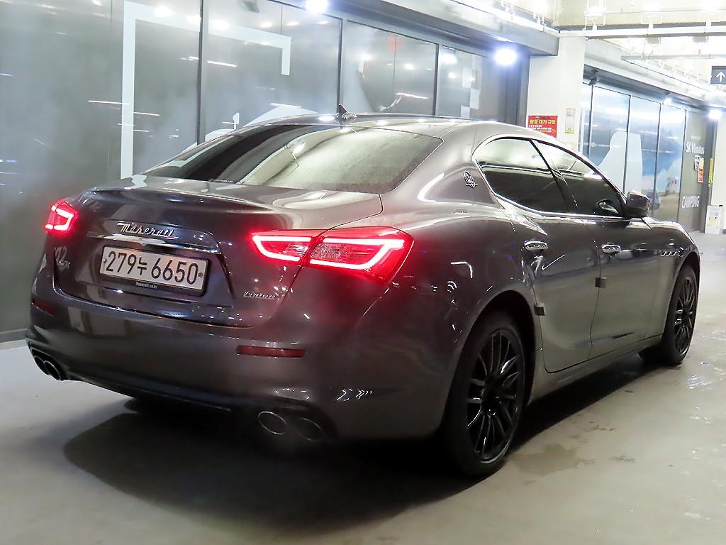 Maserati Ghibli - Vista 4