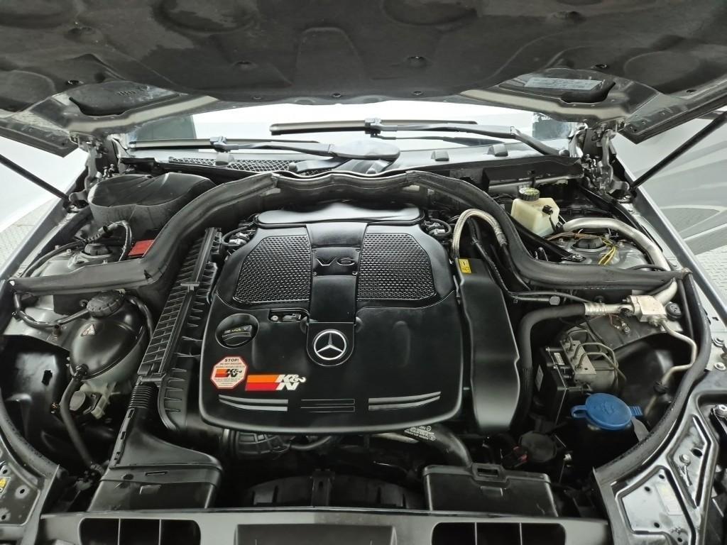 Mercedes Benz E class - Vista 10