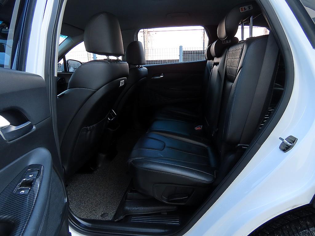 HYUNDAI Santa Fe - Vista 6