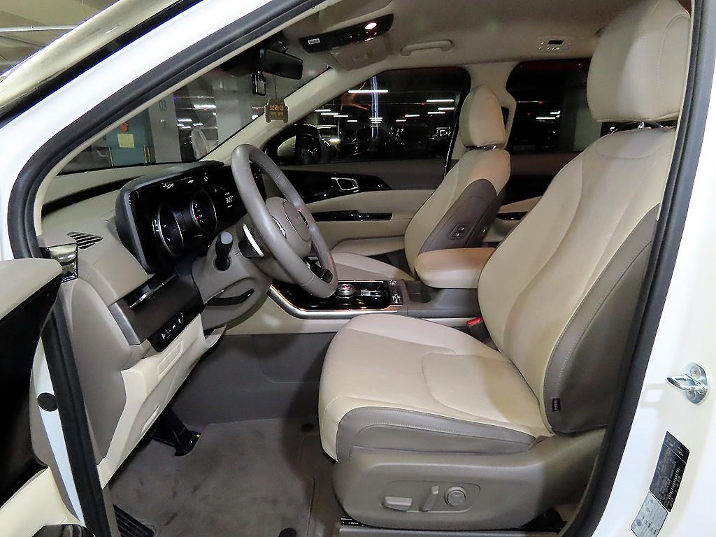 KIA Carnival - Vista 6