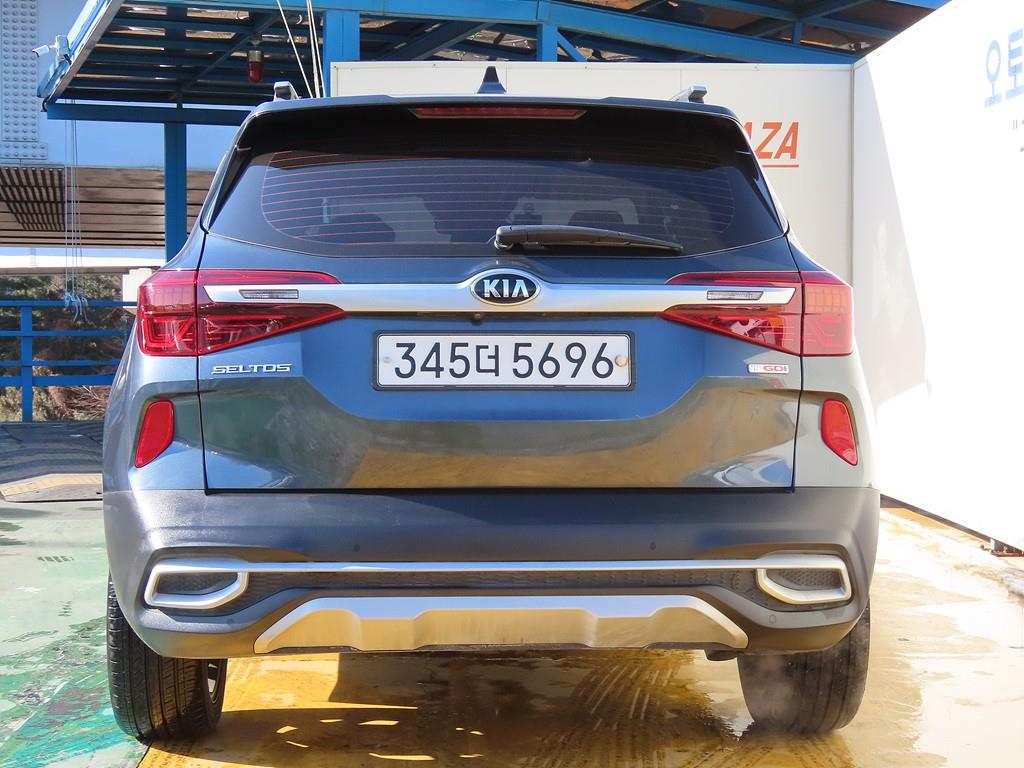 KIA Seltos - Vista 4