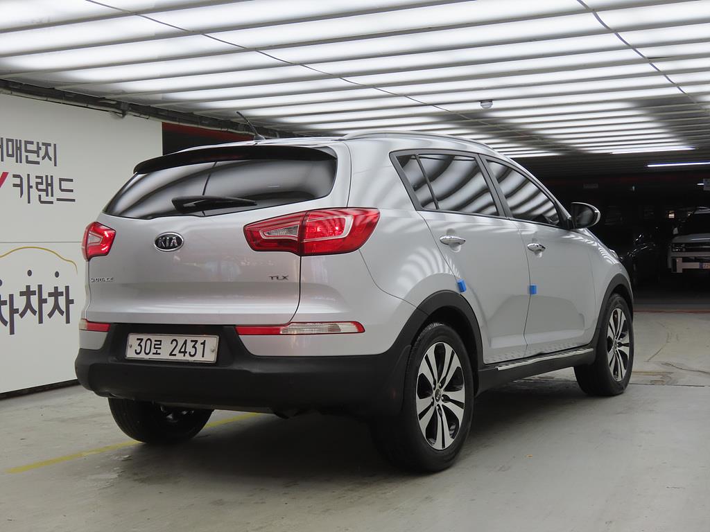 KIA Sportage - Vista 4