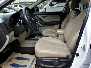 HYUNDAI Avante - Vista 10