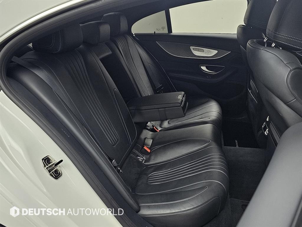 Mercedes Benz CLS Class - Vista 11