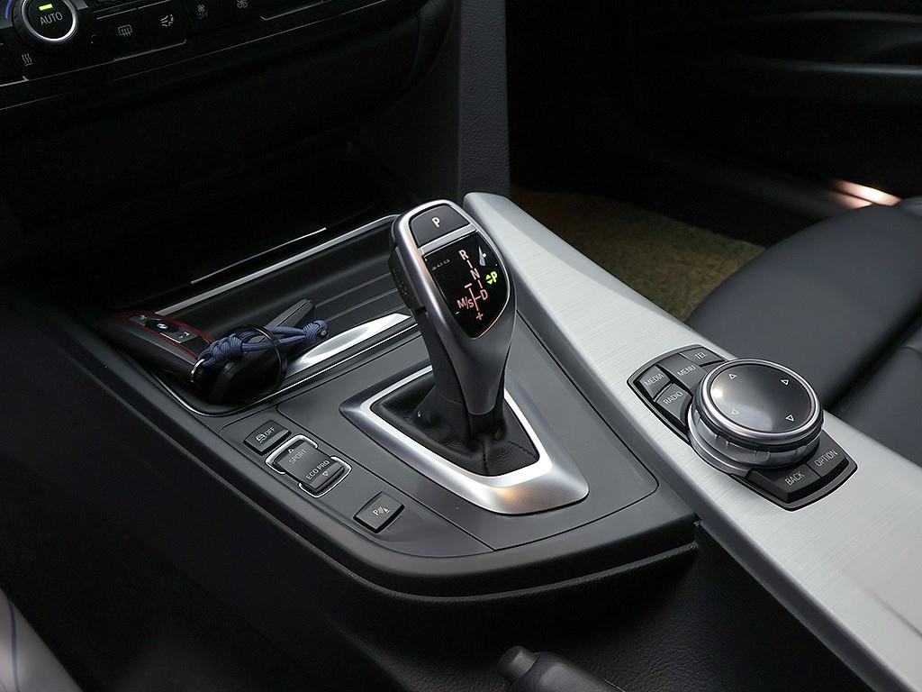 BMW 3 series 2014 Azul - Importación desde Corea - HF Imports Iquique - Foto 10