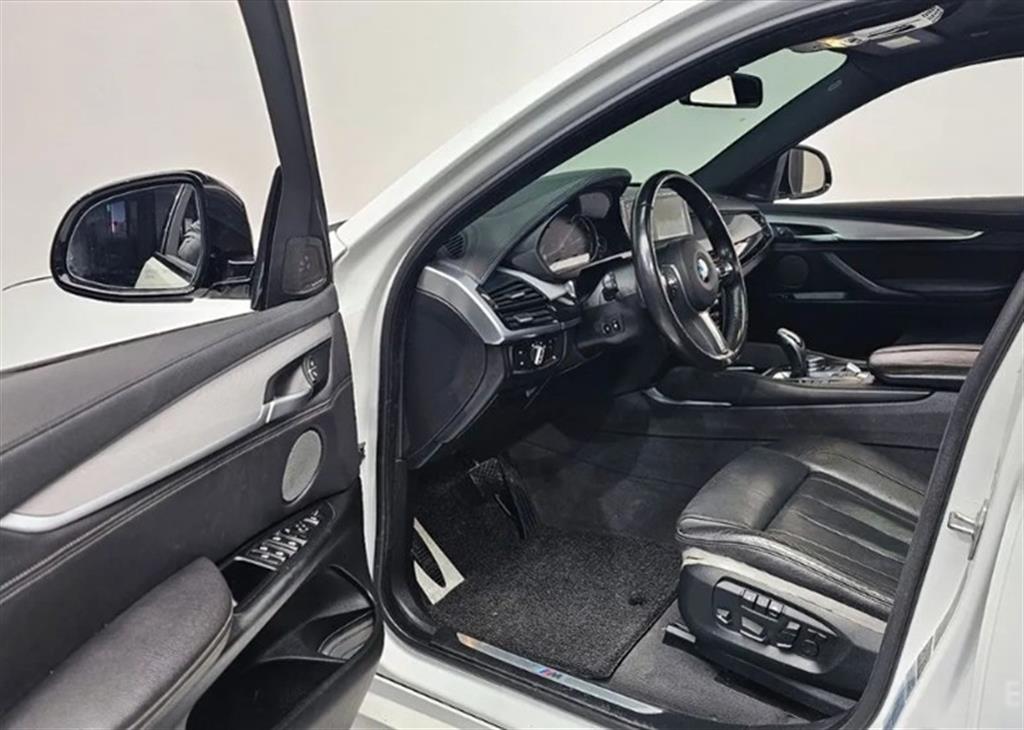 BMW X6 - Vista 11