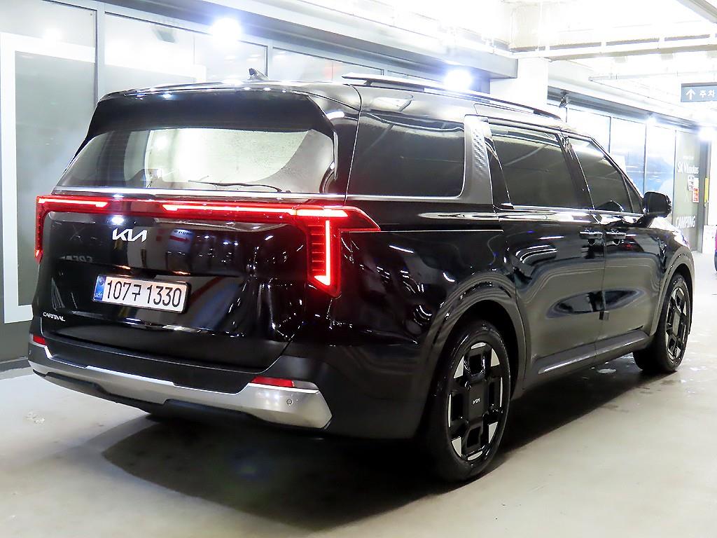 KIA Carnival - Vista 4