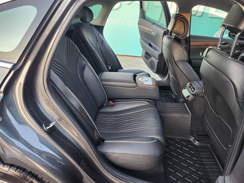 Genesis G80 - Vista 7