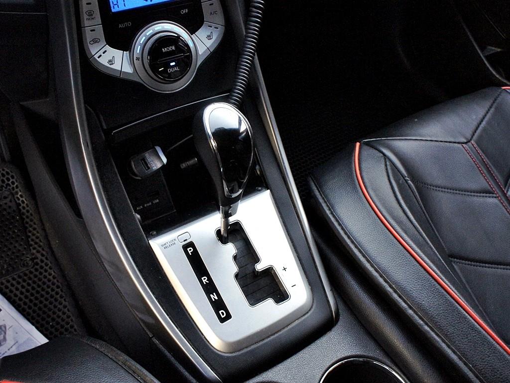 HYUNDAI Avante 2011 Gris - Importación desde Corea - HF Imports Iquique - Foto 11