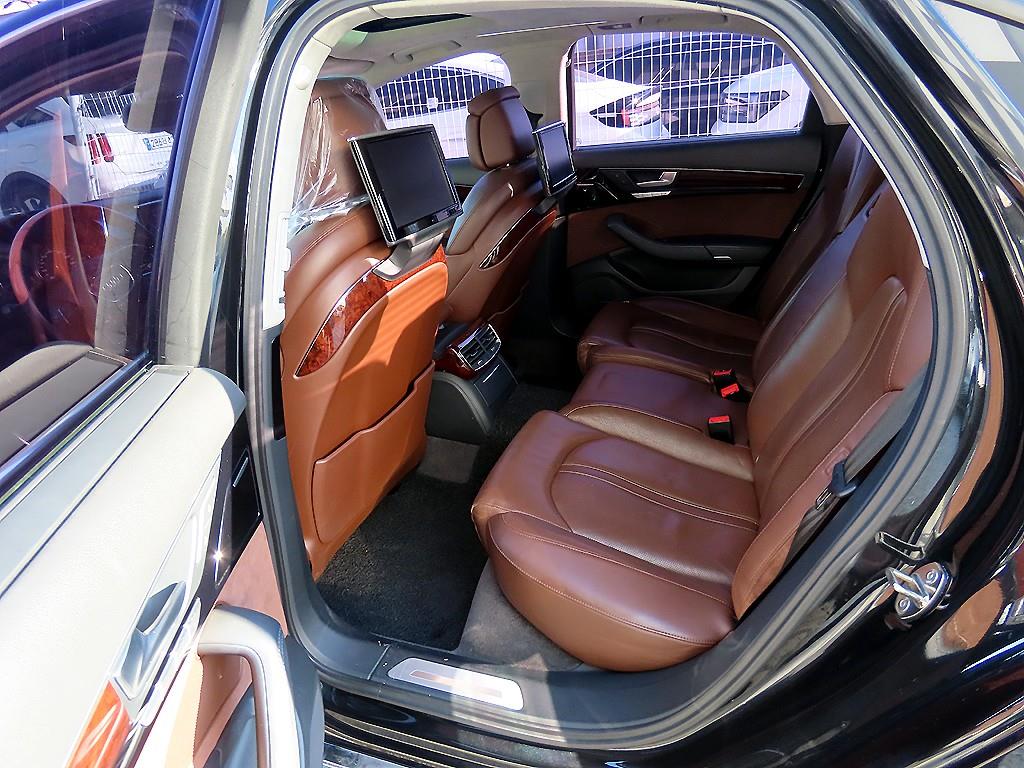 Audi A8 - Vista 6