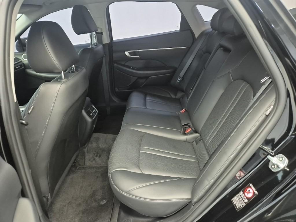 HYUNDAI Sonata - Vista 12