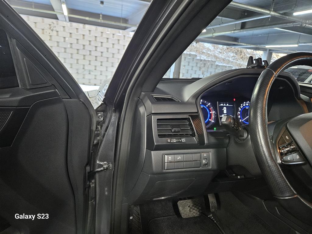 Ssangyong Rexton 2021 Gris - Importación desde Corea - HF Imports Iquique - Foto 18