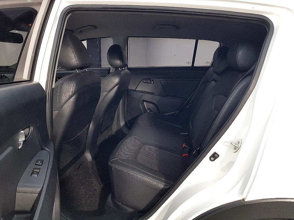 KIA Sportage - Vista 9