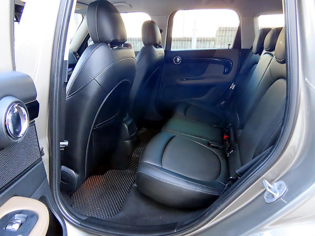 Mini Countryman - Vista 6