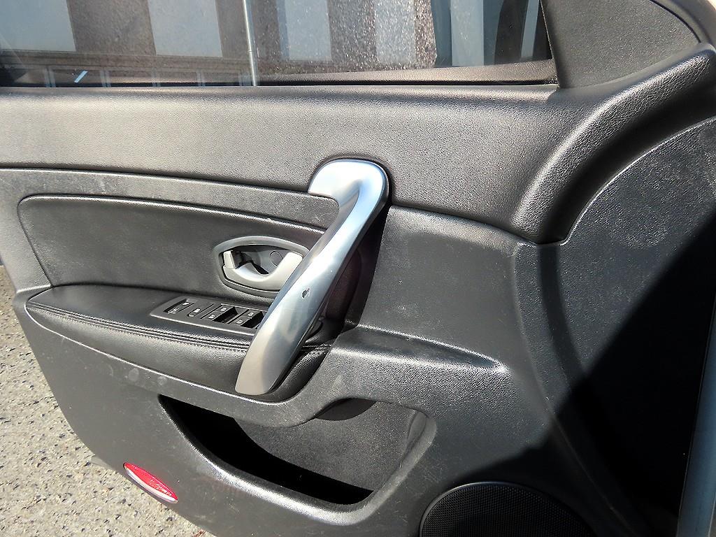 SAMSUNG SM5 - Vista 11