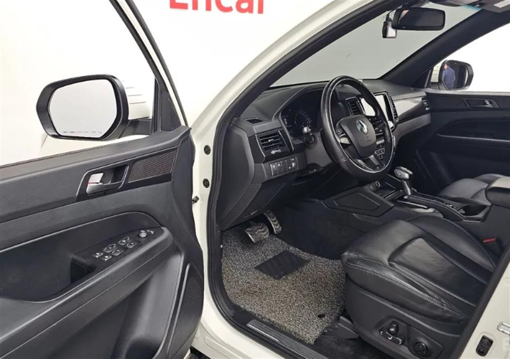 Ssangyong Rexton - Vista 12