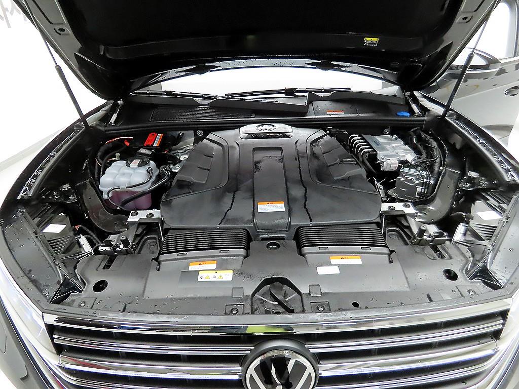 Volkswagen Touareg 2026 Negro - Importación desde Corea - HF Imports Iquique - Foto 20