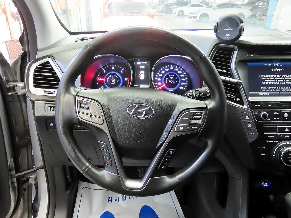 HYUNDAI Maxcruz - Vista 8