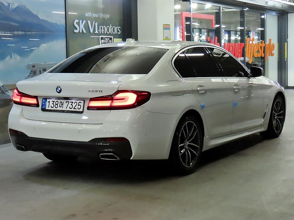 BMW 5 Series - Vista 4