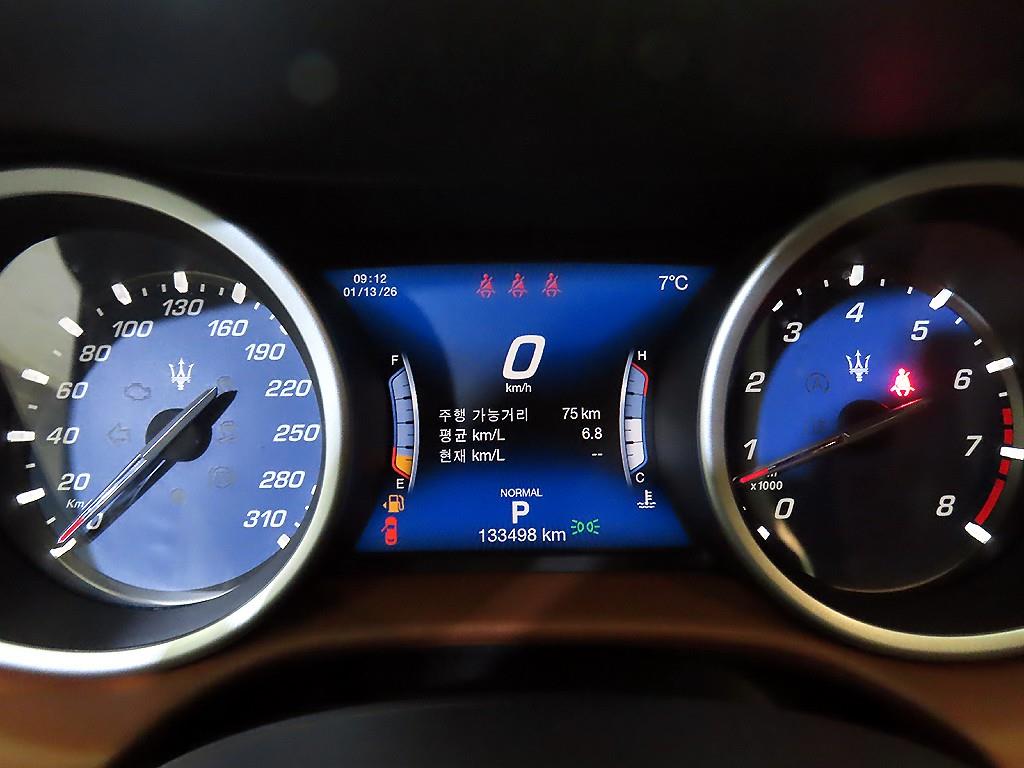 Maserati Ghibli - Vista 9