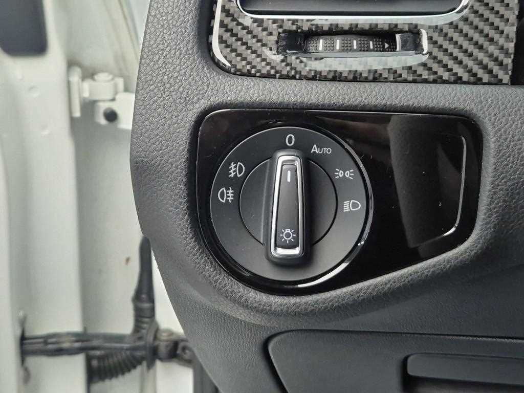 Volkswagen Golf 2016 Blanco - Importación desde Corea - HF Imports Iquique - Foto 16