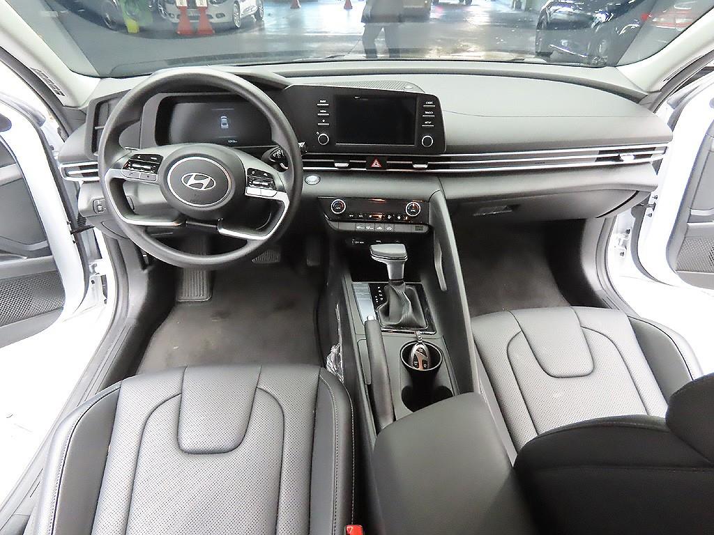 HYUNDAI Avante 2024 Blanco - Importación desde Corea - HF Imports Iquique - Foto 11