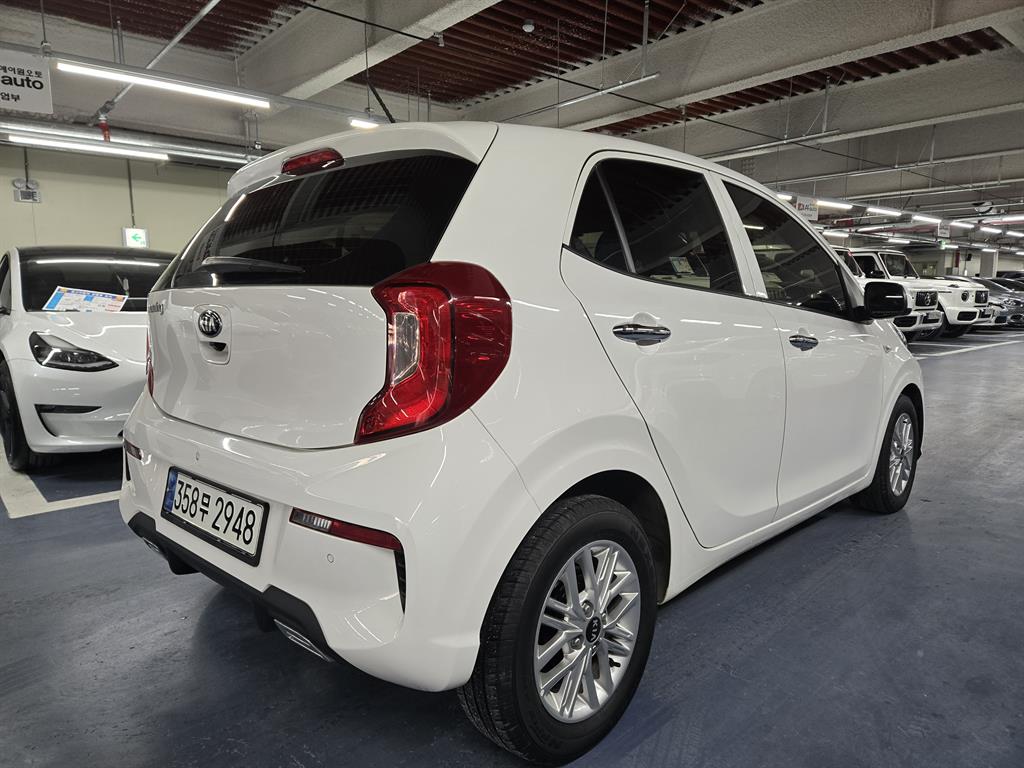 KIA Morning - Vista 4