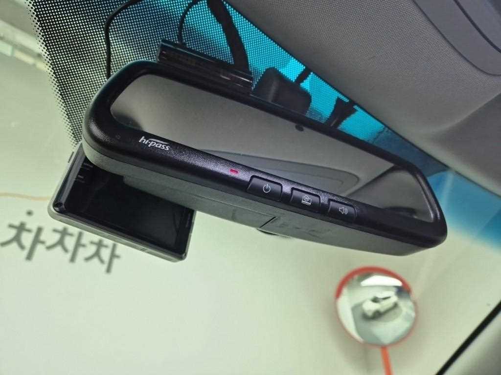 Ssangyong Tivoli 2016 Blanco - Importación desde Corea - HF Imports Iquique - Foto 17