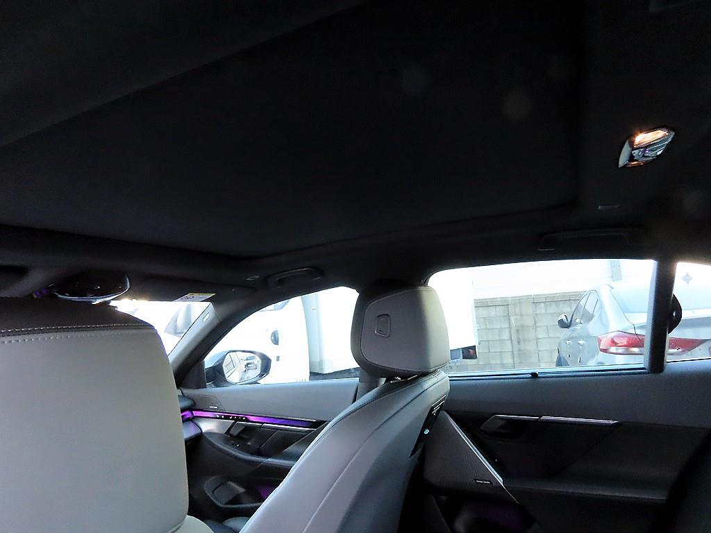 BMW 5 Series 2024 Negro - Importación desde Corea - HF Imports Iquique - Foto 17