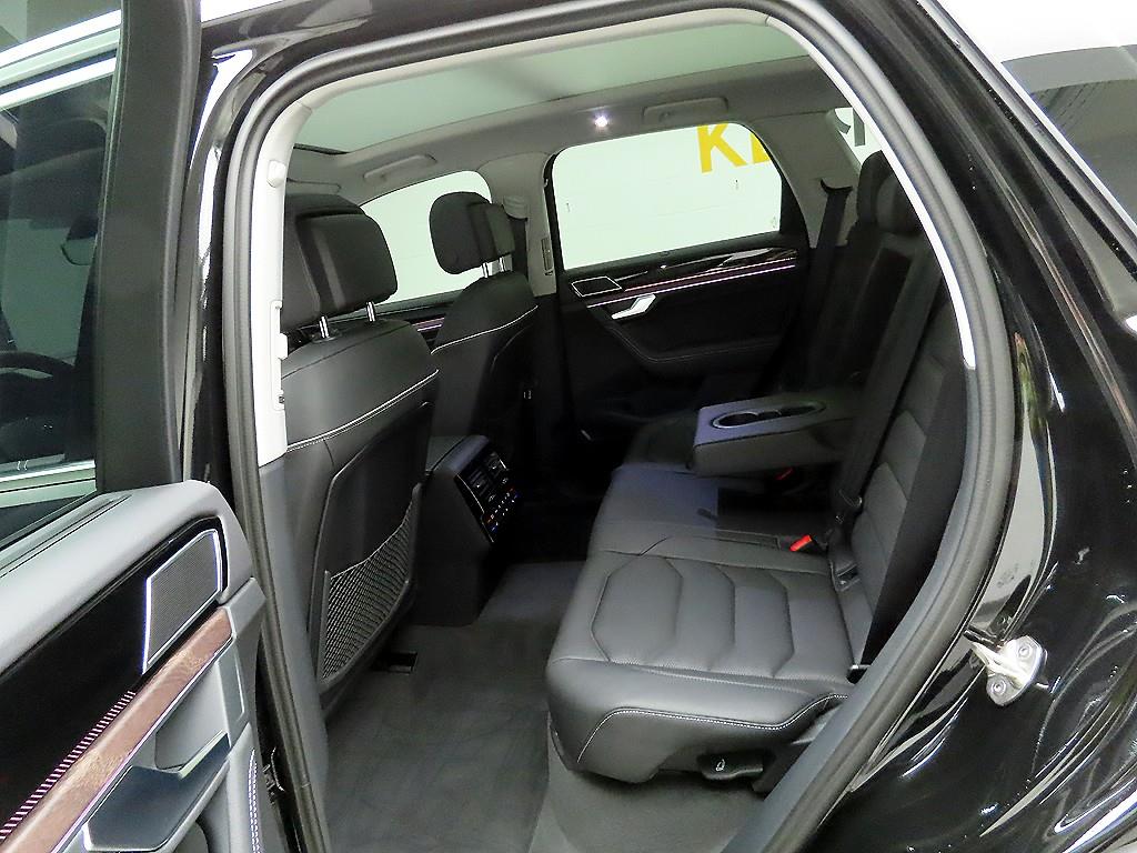 Volkswagen Touareg 2026 Negro - Importación desde Corea - HF Imports Iquique - Foto 15