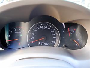 KIA Carnival - Vista 12