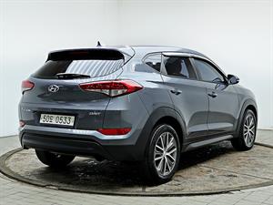 HYUNDAI Tucson - Vista 8