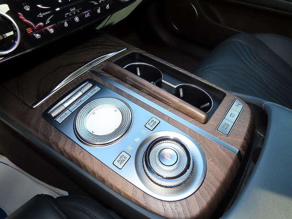 Genesis G80 - Vista 11